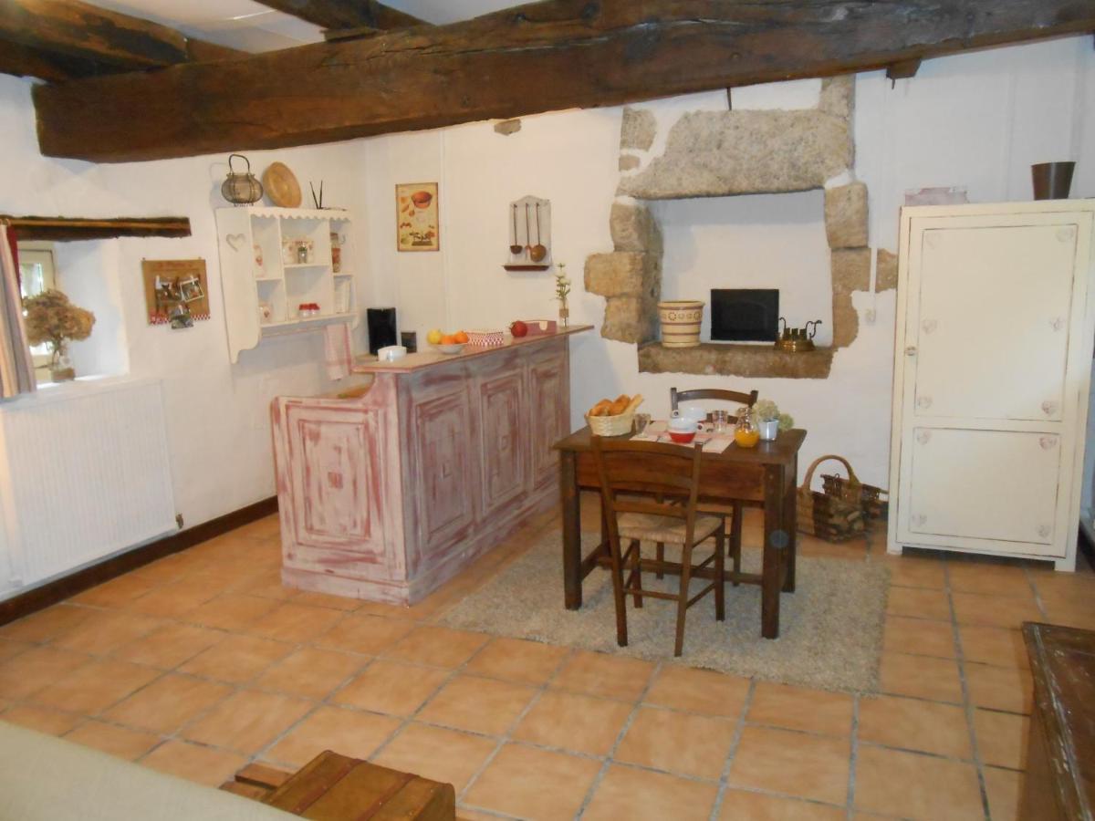 Chambre D'Hotes Le Fourniou Mellé Esterno foto